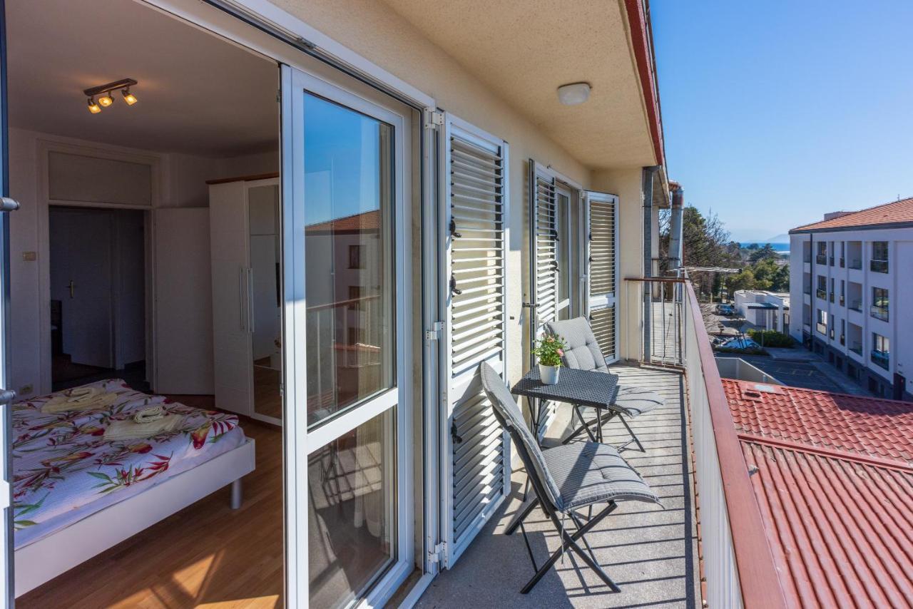 Apartment Mira "Pet Friendly" Crikvenica Dış mekan fotoğraf