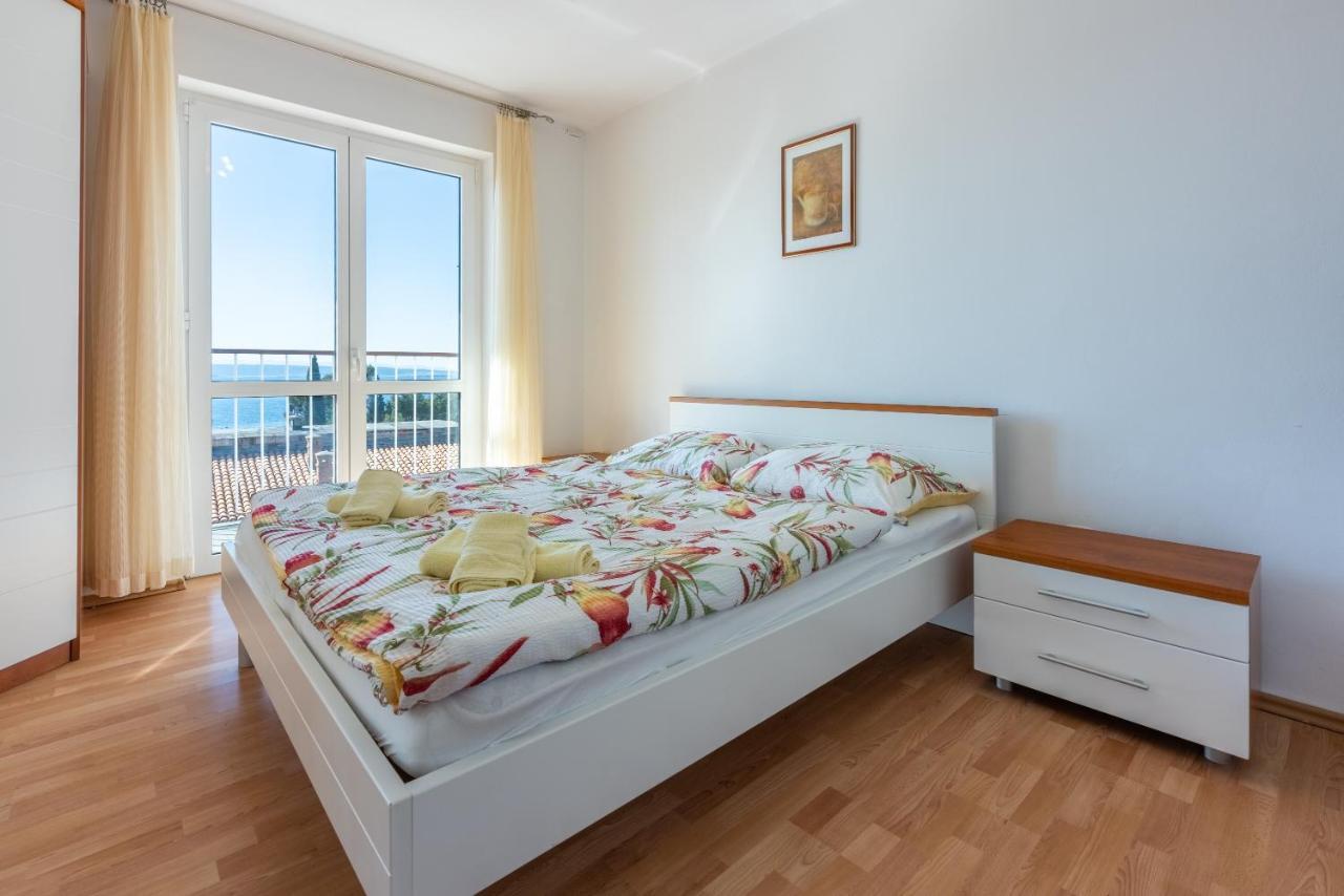 Apartment Mira "Pet Friendly" Crikvenica Dış mekan fotoğraf